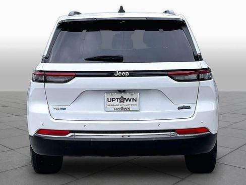 Used 2022 Jeep Grand Cherokee Limited 4xe w/ Luxury Tech Group II AWD/4WD image 5