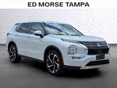 Used 2022 Mitsubishi Outlander SE FWD image 5