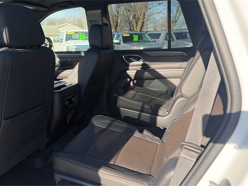 Used 2022 Chevrolet Tahoe High Country w/ Premium Package 2 image 10