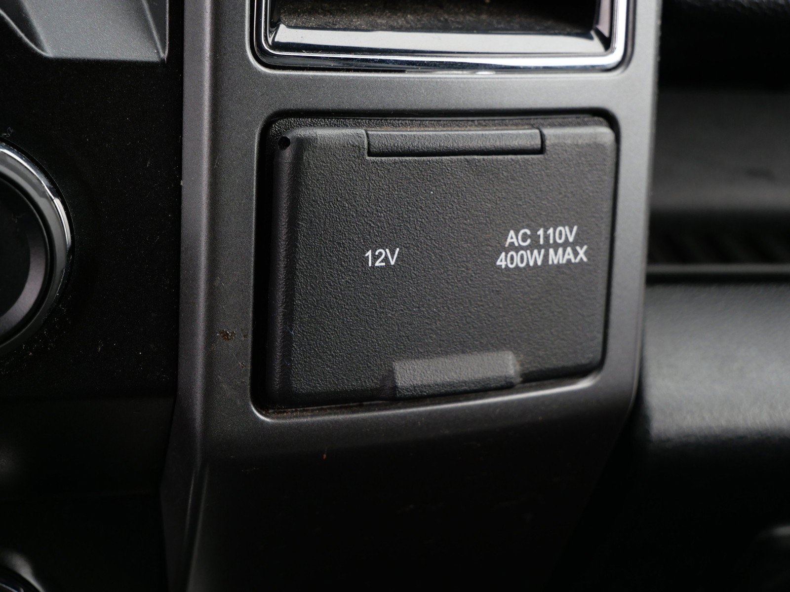 Used 2019 Ford F150 XLT w/ Equipment Group 302A Luxury AWD/4WD image 22
