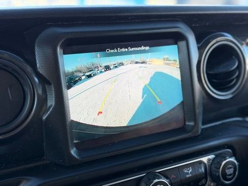 Used 2021 Jeep Wrangler Unlimited Sport AWD/4WD image 27
