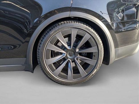 Used 2024 Tesla Model X image 23