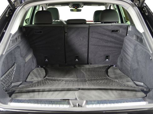 Certified 2025 Audi Q5 Premium Plus image 23