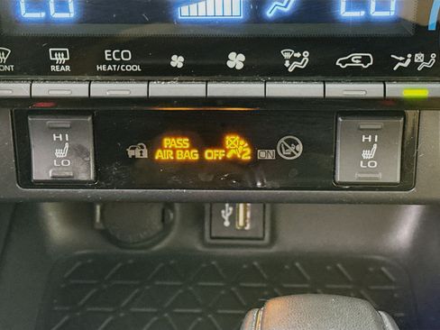 Certified 2023 Toyota RAV4 XLE Premium AWD/4WD image 19