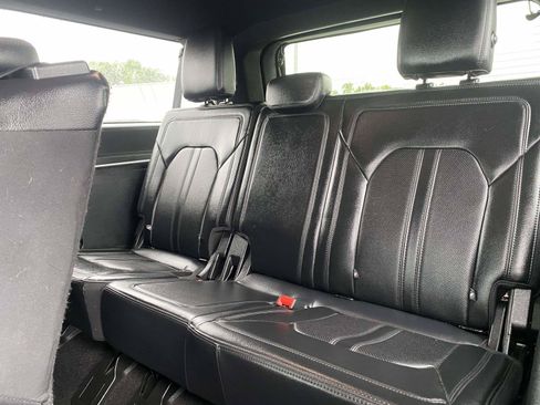 Used 2021 Ford Expedition Max Limited AWD/4WD image 11