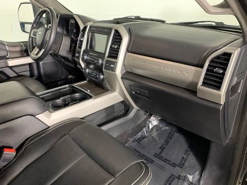 Used 2021 Ford F250 Lariat AWD/4WD image 6
