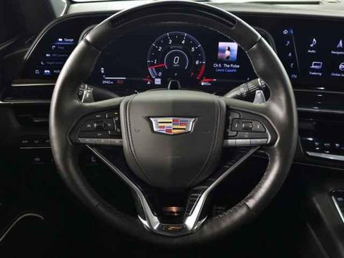 Used 2024 Cadillac Escalade ESV V w/ Heavy-Duty Trailer Package image 25