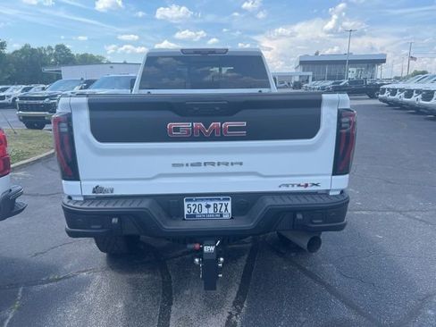 Used 2025 GMC Sierra 2500 AT4X w/ AT4X AEV Edition AWD/4WD image 6