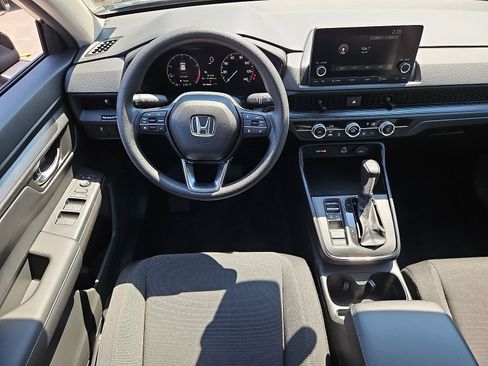 Used 2023 Honda CR-V LX image 11