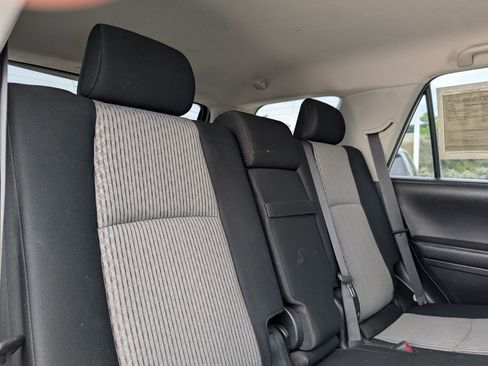 Used 2020 Toyota 4Runner SR5 AWD/4WD image 24