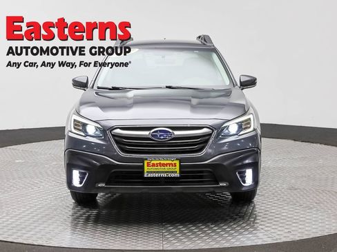 Used 2021 Subaru Outback Premium AWD/4WD image 2