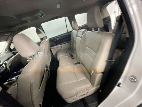 Used 2017 Honda Pilot Touring image 25