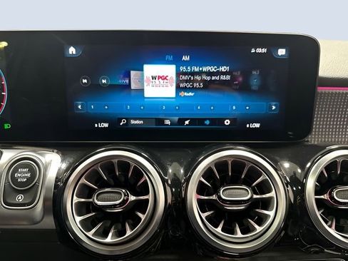 Certified 2023 Mercedes-Benz GLB 250 4MATIC image 20