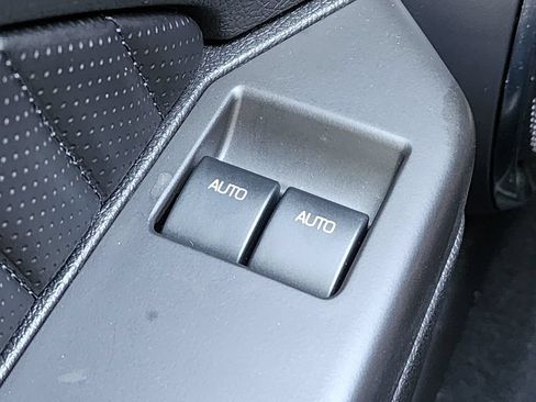 Used 2010 Ford Mustang Shelby GT500 RWD image 27