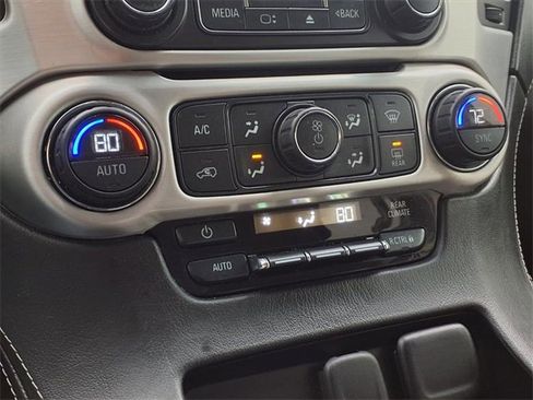 Used 2016 GMC Yukon SLE w/ HD Trailering Package image 9