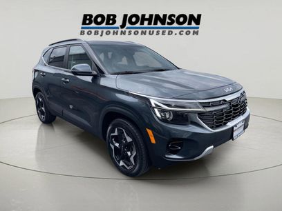 Used 2024 Kia Seltos EX