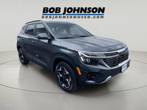 Used 2024 Kia Seltos EX AWD/4WD image 1
