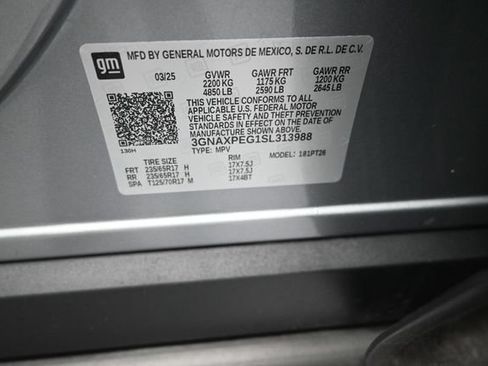 Used 2025 Chevrolet Equinox LT AWD/4WD image 18