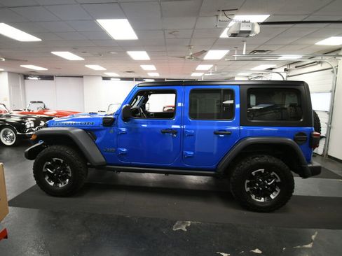 Used 2024 Jeep Wrangler Unlimited Rubicon 4xe AWD/4WD image 4