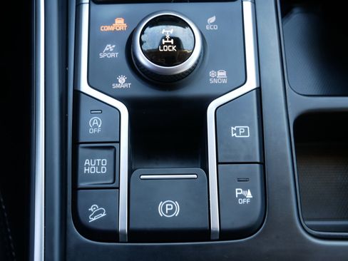 Certified 2023 Kia Sorento X-Line EX image 31