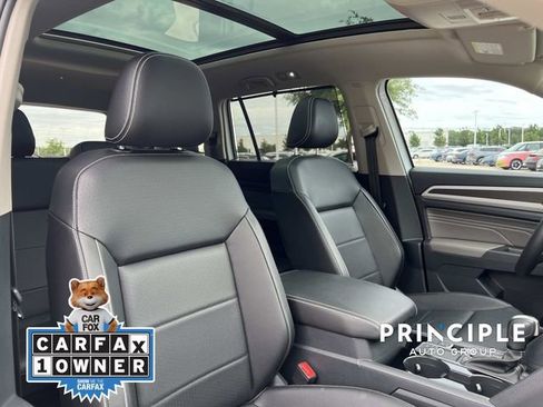 Used 2023 Volkswagen Atlas SE w/ Panoramic Sunroof Package FWD image 35