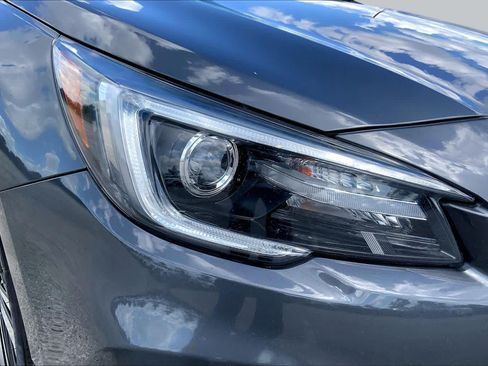 Used 2018 Subaru Outback 2.5i Limited AWD/4WD image 27