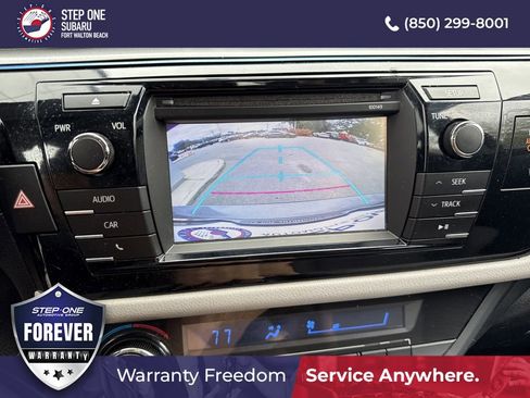 Used 2015 Toyota Corolla LE image 25