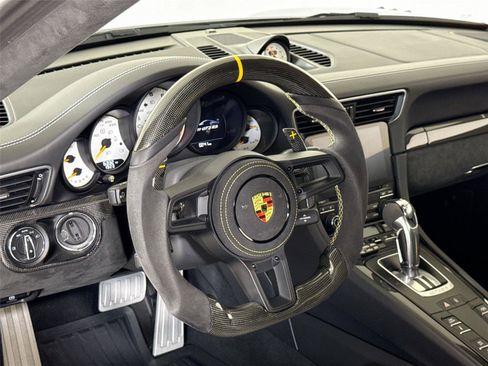 Used 2019 Porsche 911 GT3 RS image 16