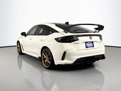 Used 2024 Honda Civic Type R image 7