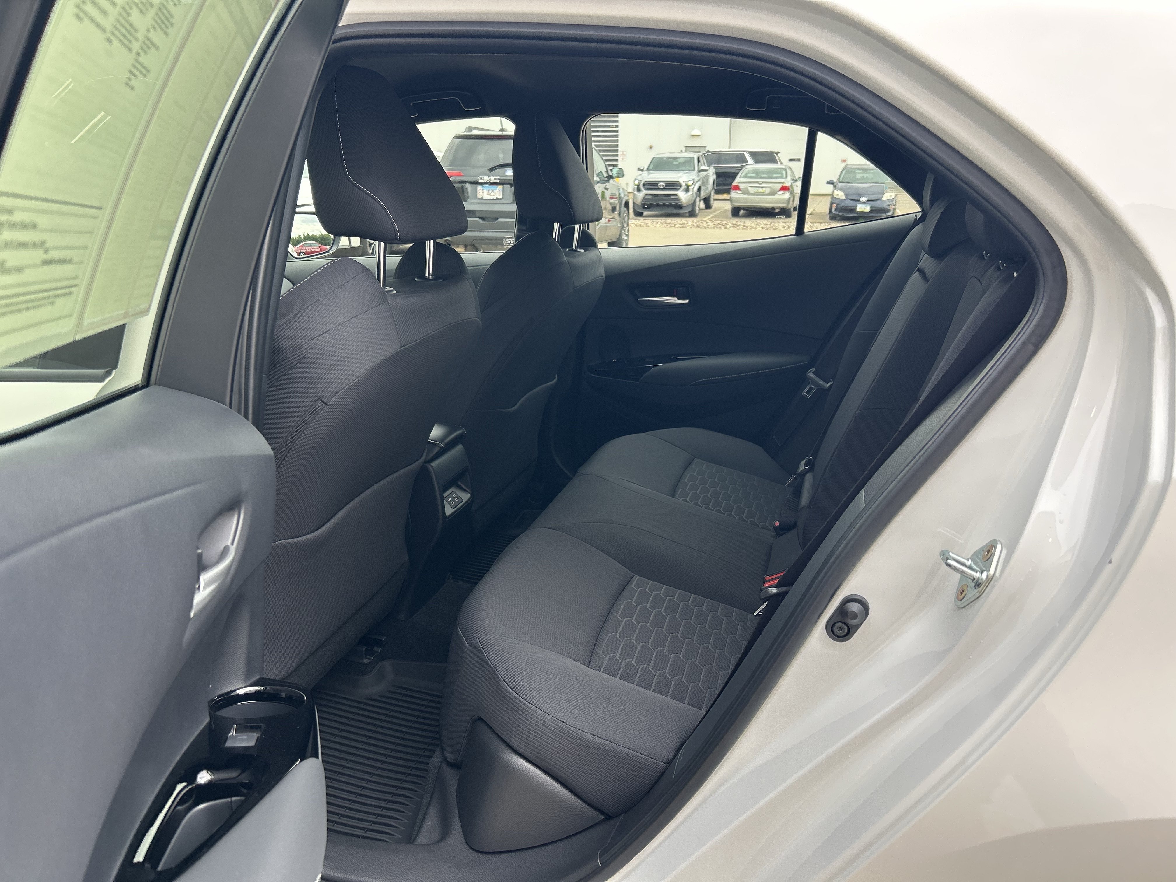 Certified 2024 Toyota Corolla SE w/ SE Package FWD image 16