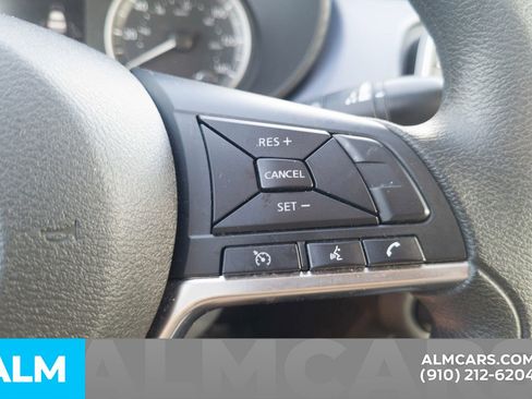 Used 2024 Nissan Versa SV image 11