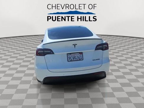 Used 2022 Tesla Model Y Performance AWD/4WD image 7