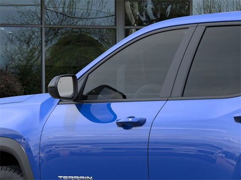 New 2026 GMC Terrain Elevation FWD image 12