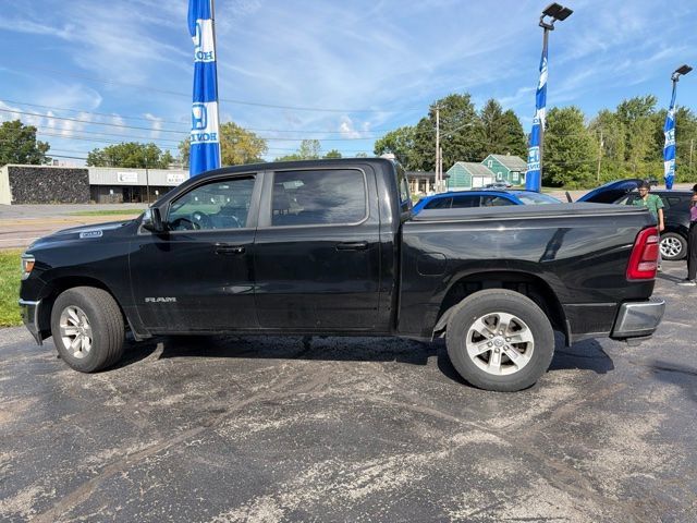 Used 2023 RAM 1500 Laramie AWD/4WD image 5