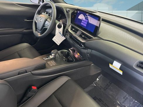 New 2026 Lexus UX 300h AWD image 28