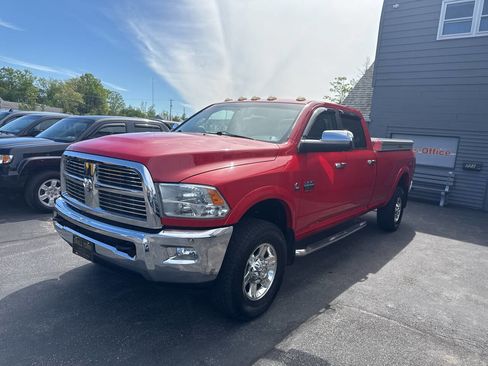 Used 2011 RAM 2500 Laramie w/ Cold Weather Group AWD/4WD image 3