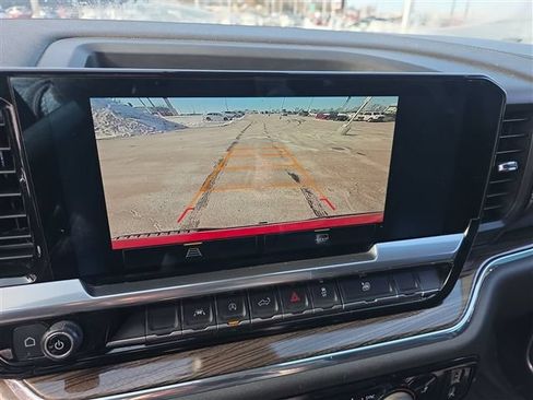 Certified 2023 Chevrolet Silverado 1500 LT AWD/4WD image 24