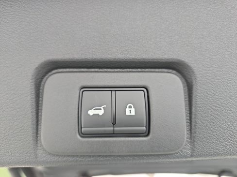 New 2026 Nissan Rogue Platinum w/ Platinum Premium Package AWD/4WD image 13