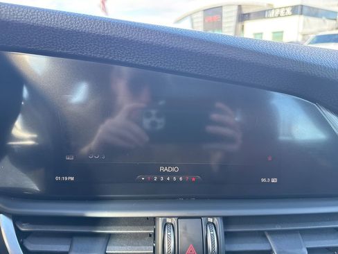 Used 2019 Alfa Romeo Giulia Ti Sport w/ Quick Order Package 22U Sport image 19