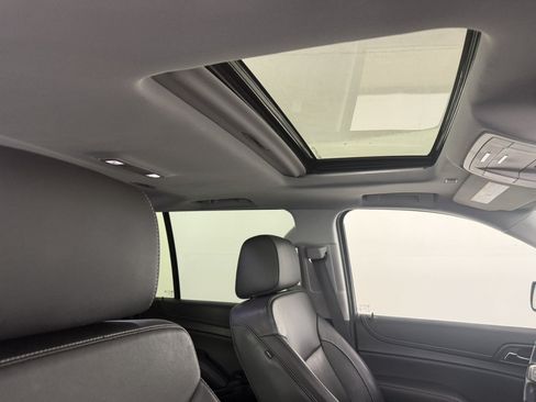 Used 2020 GMC Yukon XL SLT AWD/4WD image 13