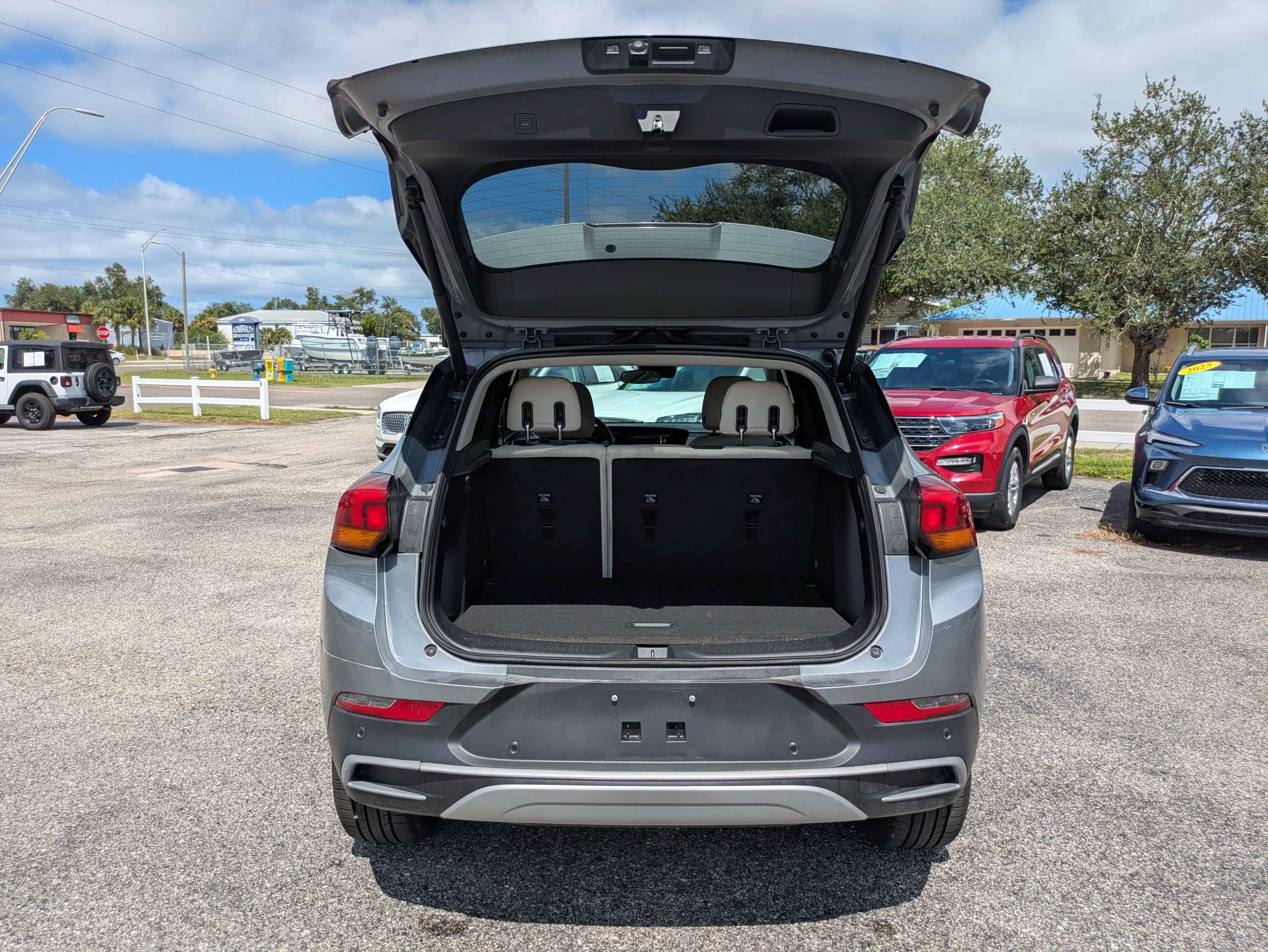 Used 2025 Buick Encore GX Preferred w/ Advanced Technology Package FWD image 29