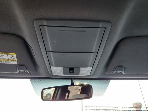 Used 2011 Ford F150 XLT w/ XLT Convenience Pkg image 19