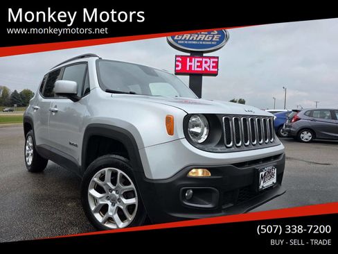 Used 2017 Jeep Renegade Latitude w/ Cold Weather Group image 1