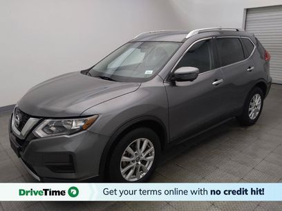 Used 2017 Nissan Rogue SV w/ SV Premium Package