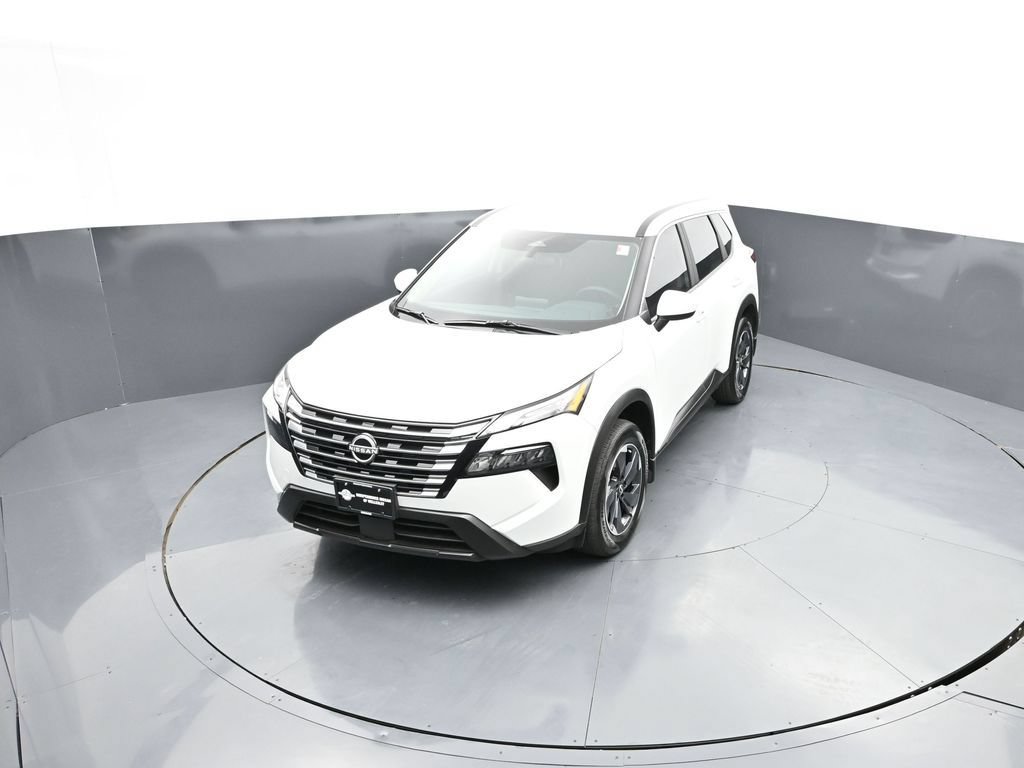 Certified 2026 Nissan Rogue SV AWD/4WD image 38