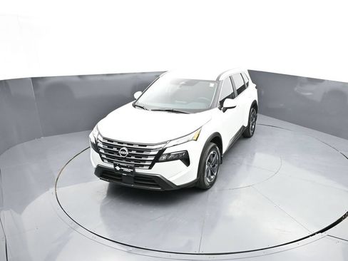 Used 2026 Nissan Rogue SV AWD/4WD image 38