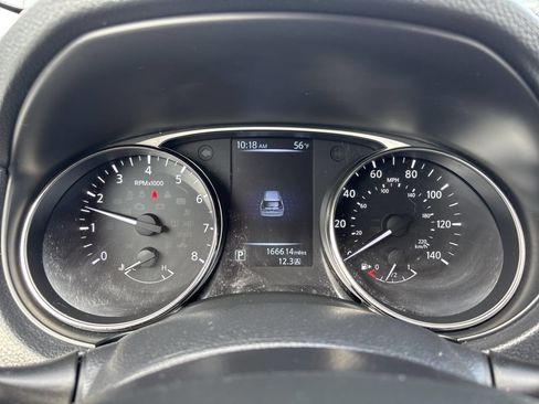 Used 2016 Nissan Rogue SV AWD/4WD image 22