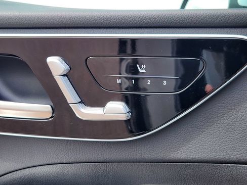 New 2026 Mercedes-Benz C 300 4MATIC Sedan image 18