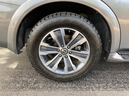 Used 2019 Nissan Armada SL w/ Premium Package image 18