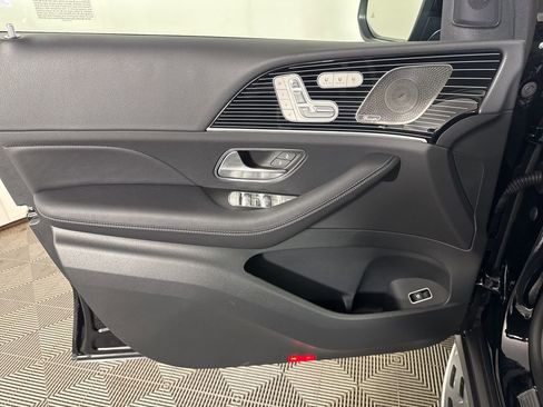New 2026 Mercedes-Benz GLS 580 4MATIC image 25